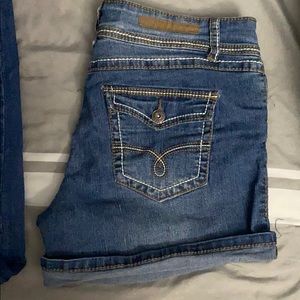 Jean shorts Celebrity jeans size 11